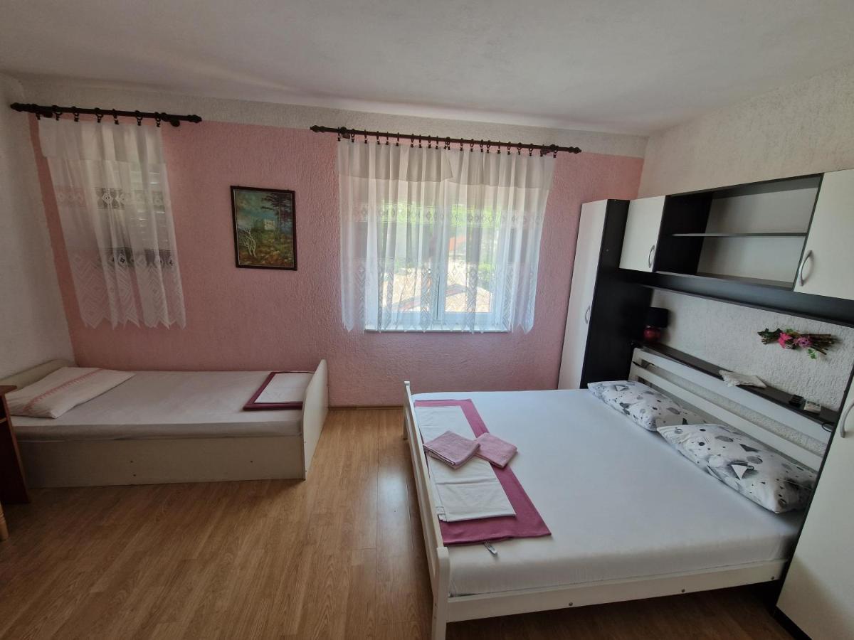 Rooms Anita Sibinj Сибин Кръмпотски Екстериор снимка
