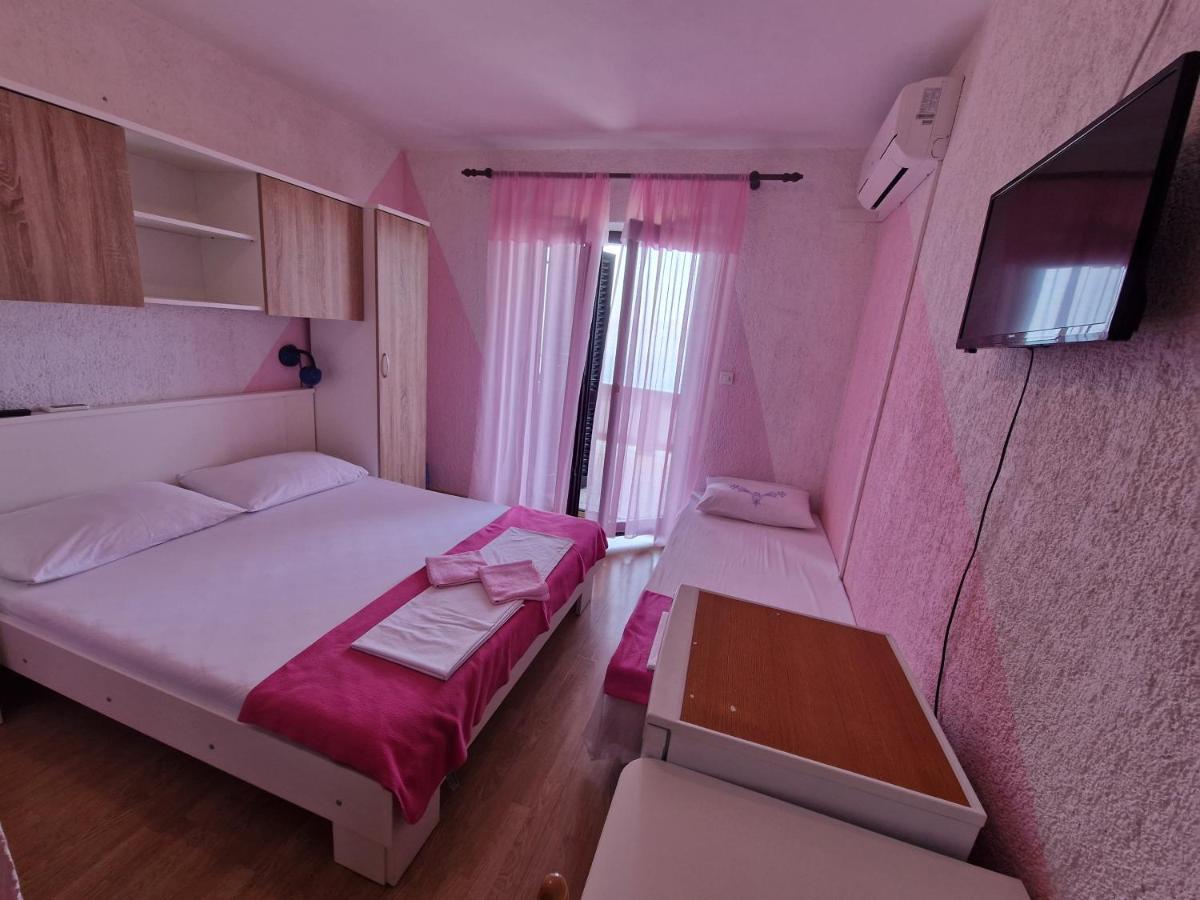 Rooms Anita Sibinj Сибин Кръмпотски Екстериор снимка